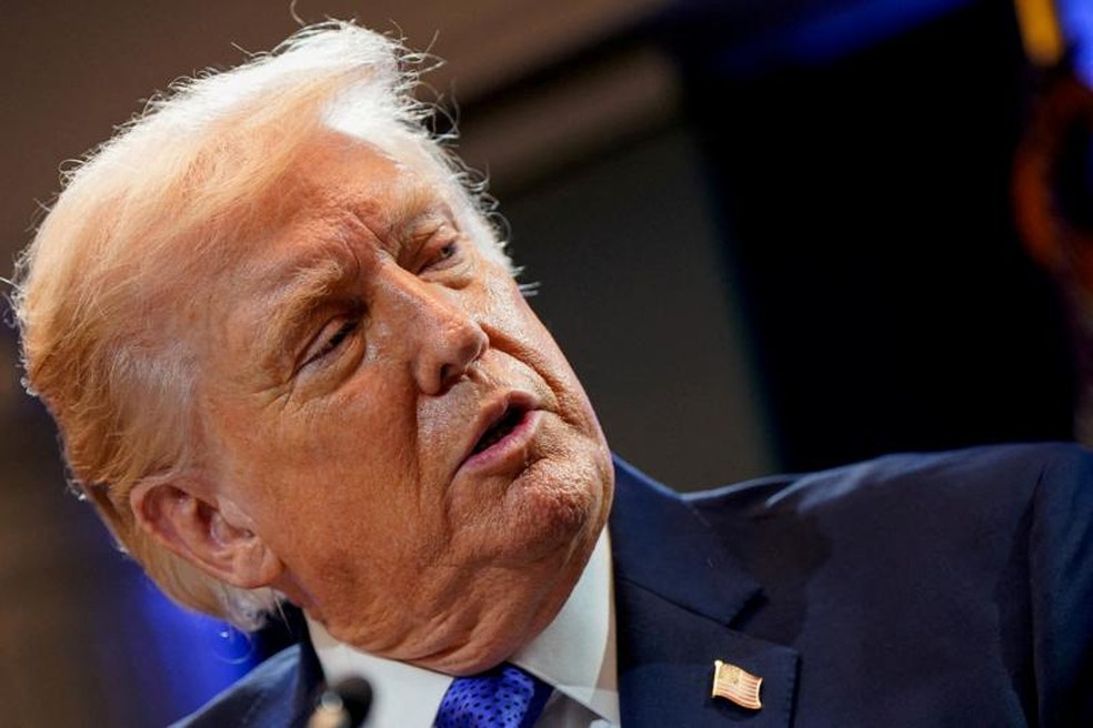 Novas tarifas de importação de 15% anunciadas por Trump 9 Novas tarifas de importação de 15% anunciadas por Trump