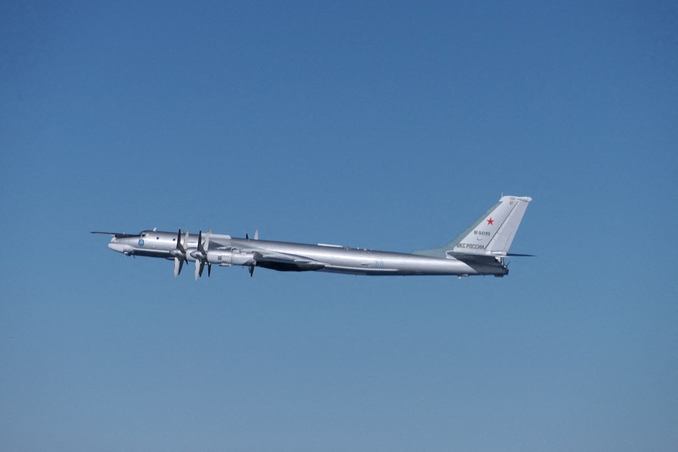 Aviões militares russos detectados na Zona de Identificação de Defesa Aérea do Alasca 10 Aviões militares russos detectados na Zona de Identificação de Defesa Aérea do Alasca