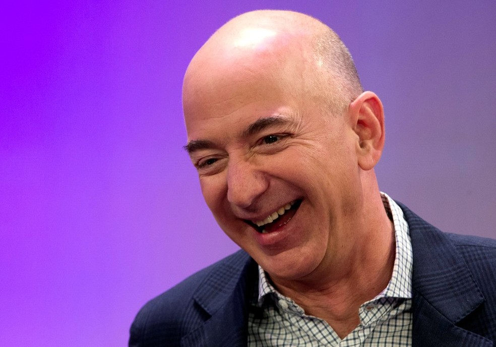 Amazon se torna a maior empresa do mundo em vendas, superando Walmart 10 Amazon se torna a maior empresa do mundo em vendas, superando Walmart