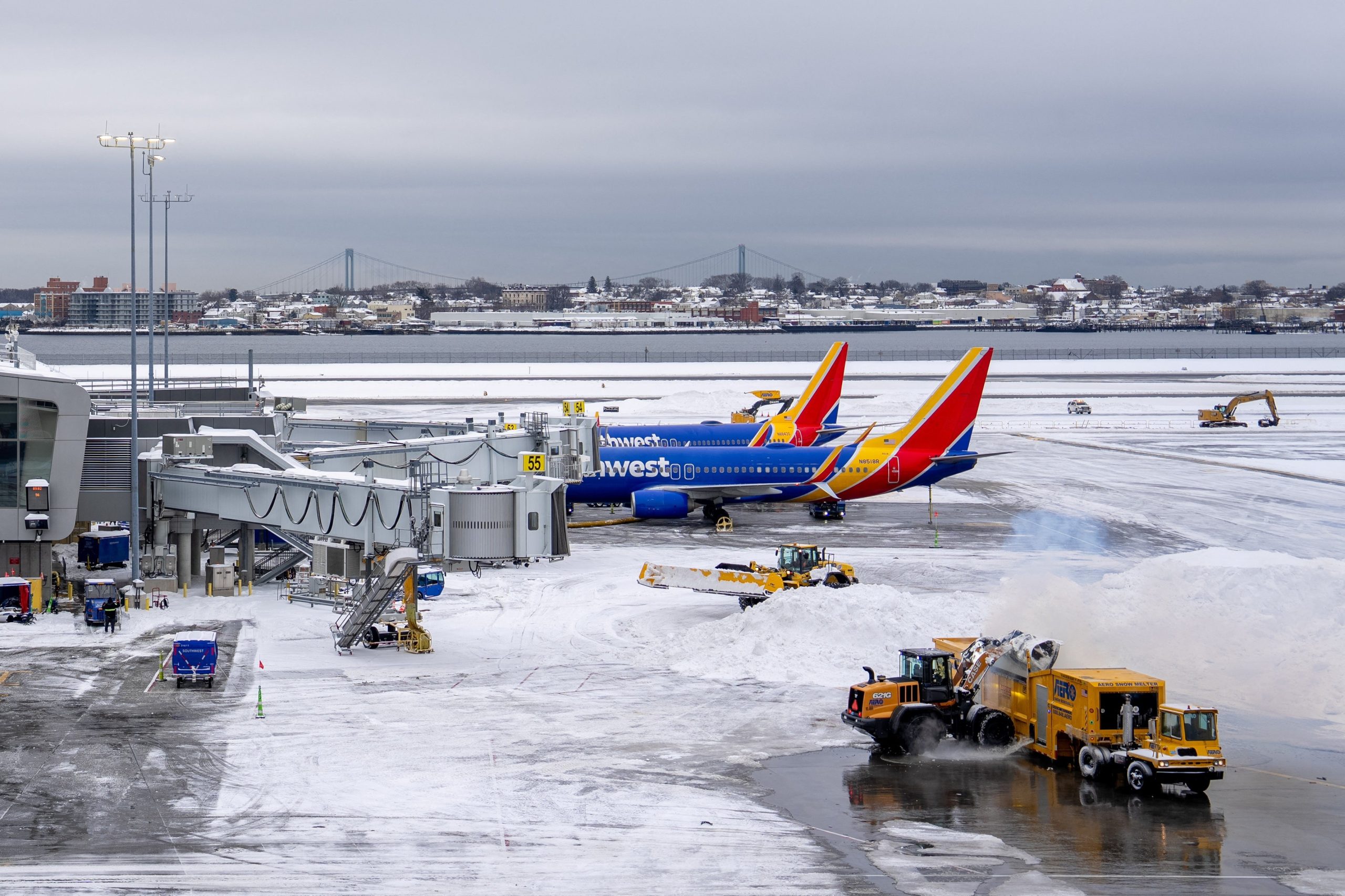 Cancelamento de voos em Nova York devido a tempestade de neve 1 featured 1771827911599 scaled