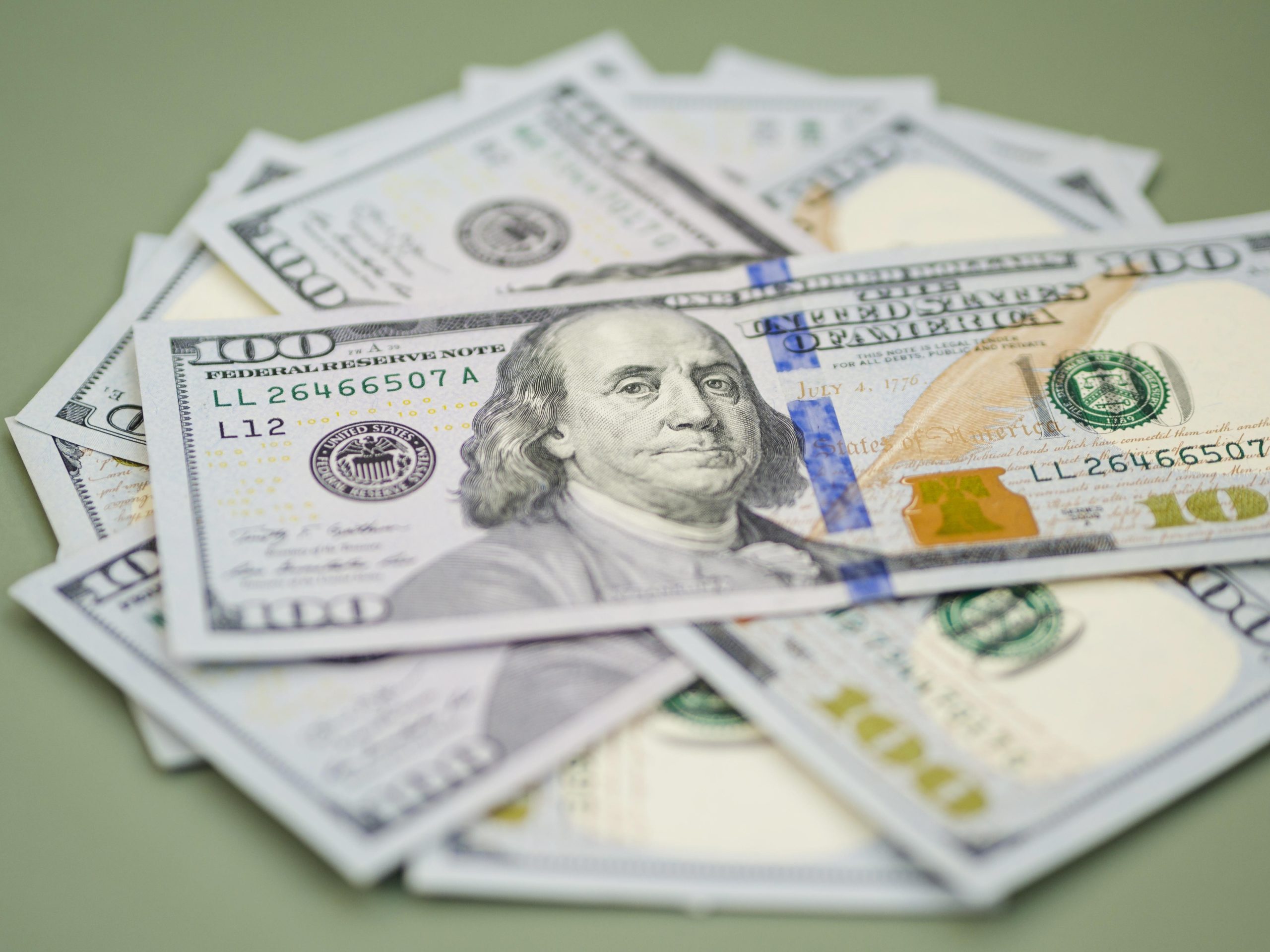 Alta do dólar e impacto das tarifas de Trump